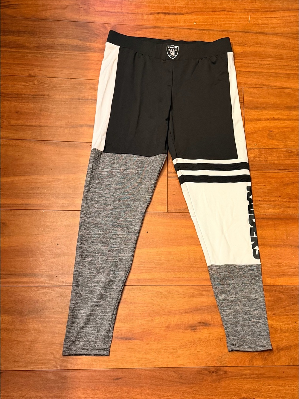 NFL Raiders Colorblock Leggings - Black, White & Gray